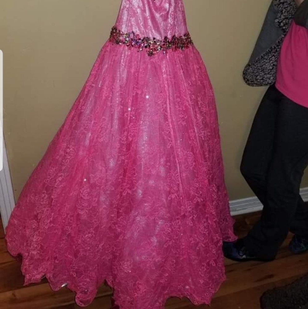 Pageant dress - Picture 2 of 2